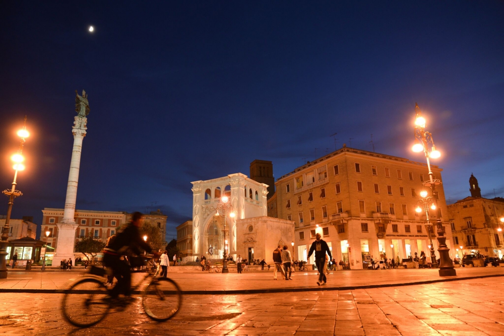 Lecce by night da Litorale Ionico
